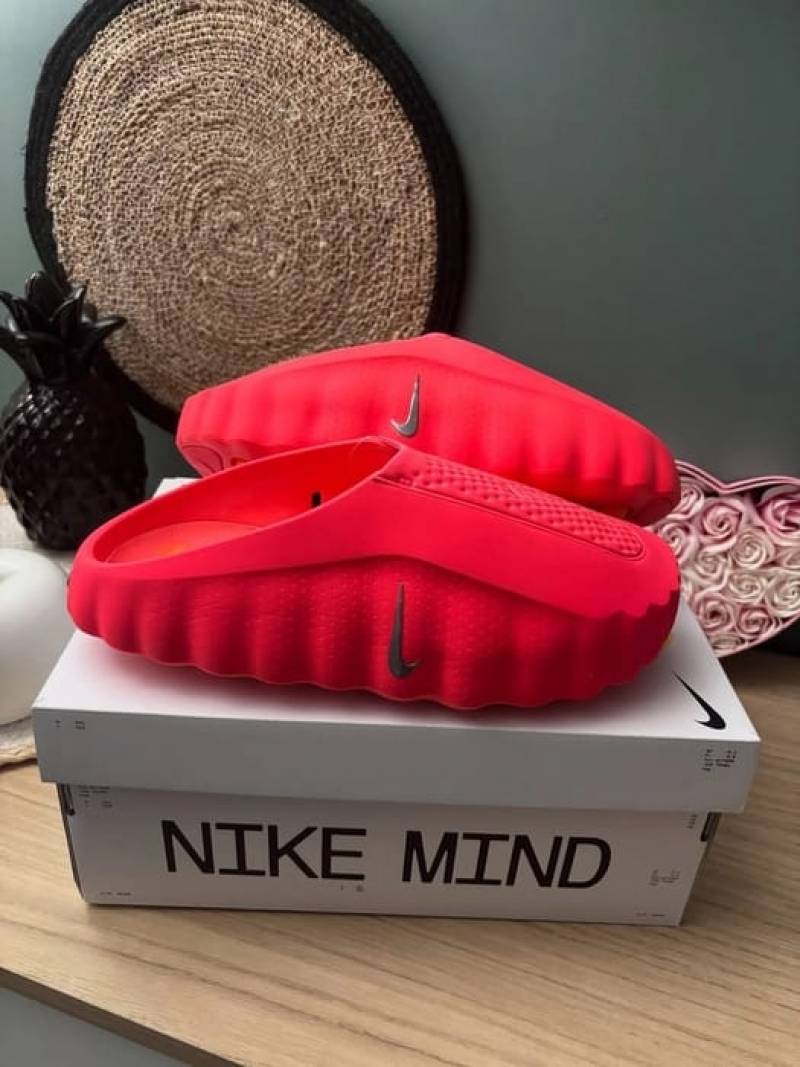 Nike Mind 001 Mule Solar Red FIX