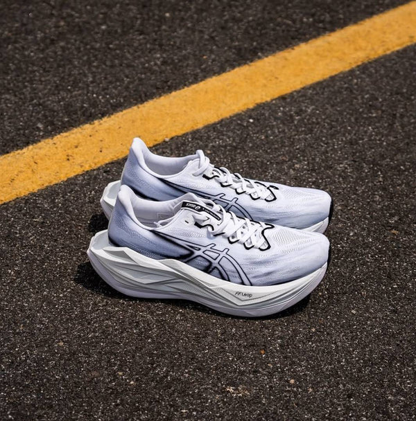 Asics Superblast 3 pure white