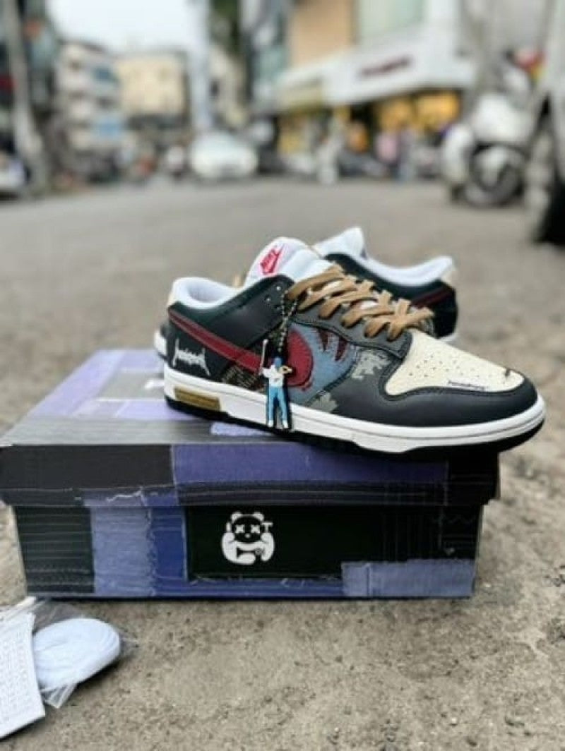 Nike SB Dunk Low Pandaprank