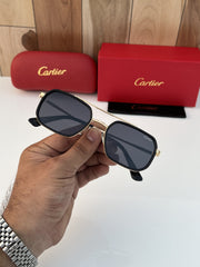 Cartier_243_gold_black