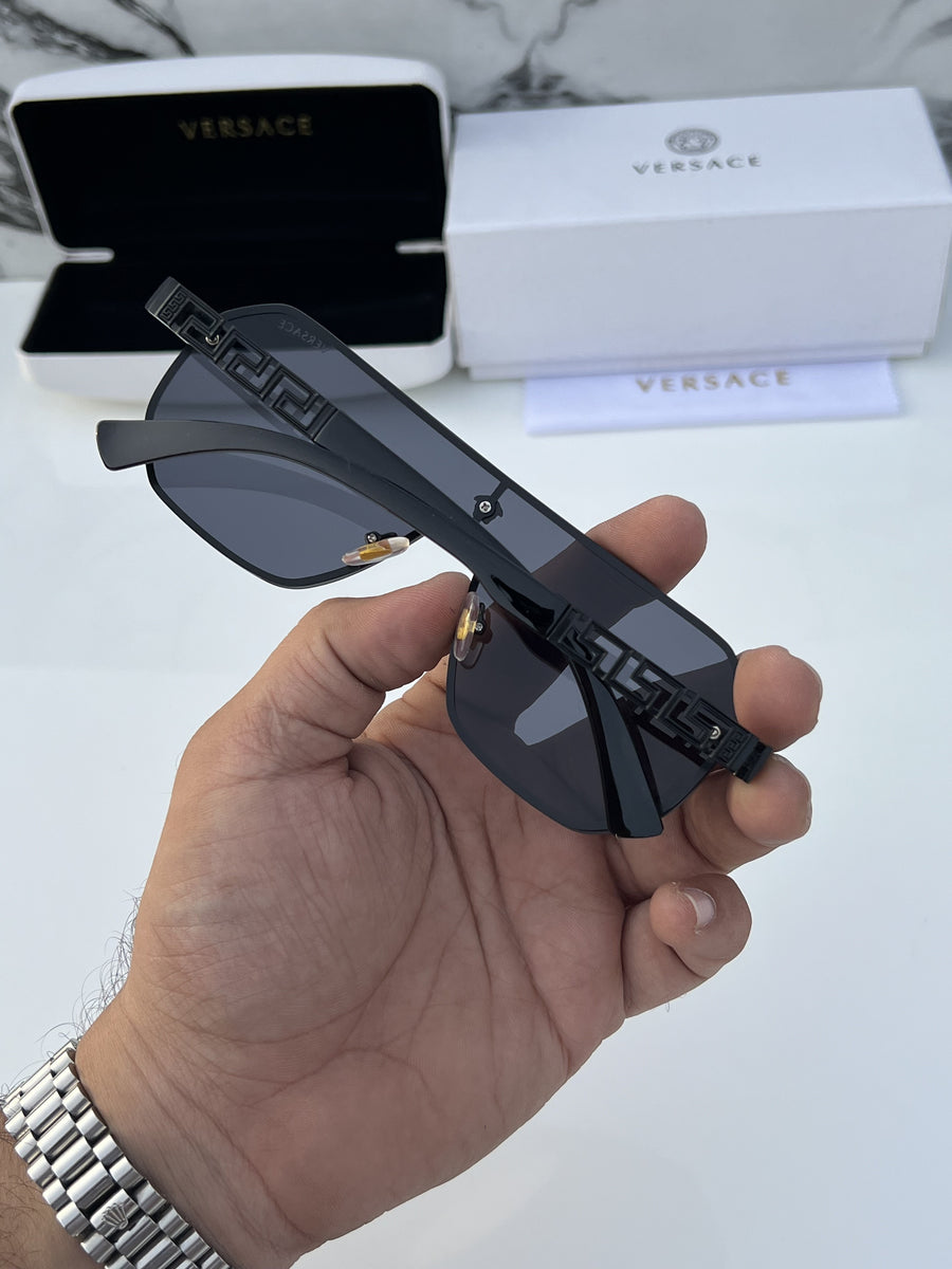 Versace_128_full_black