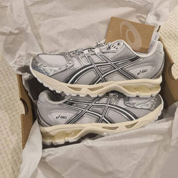 Asics Gel Nimbus 10.1 Silver Metallic