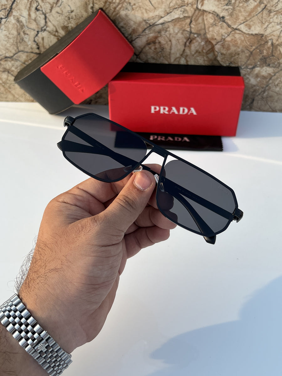 Prada_7994_full_black