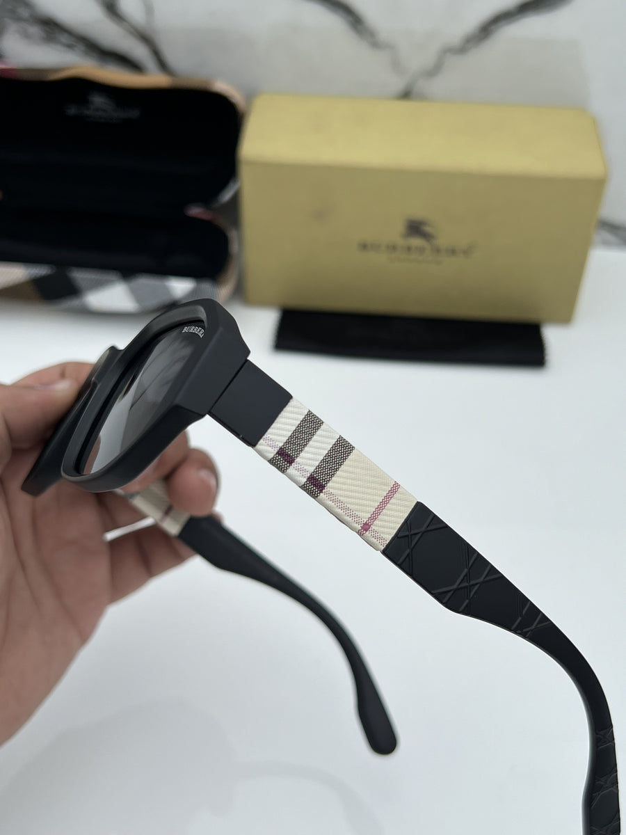 Burberry_1119_black