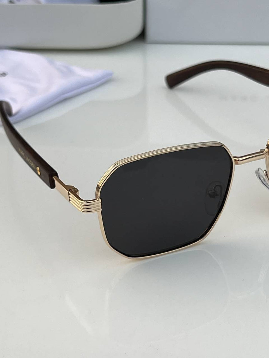 Marc_jacobs_14103_gold_black