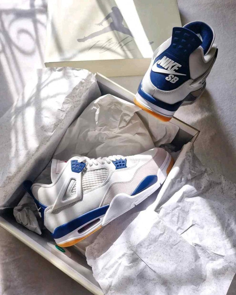 Nike Sb x Air Jordan Retro4 Navy