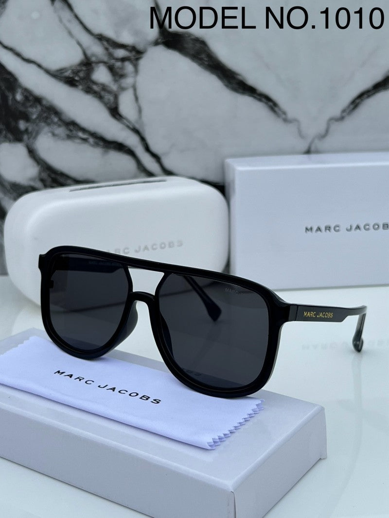 Marc_jacobs_1010_full_black