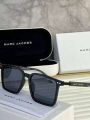Marc_jacobs_300_glossy_black