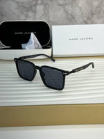Marc_jacobs_300_glossy_black