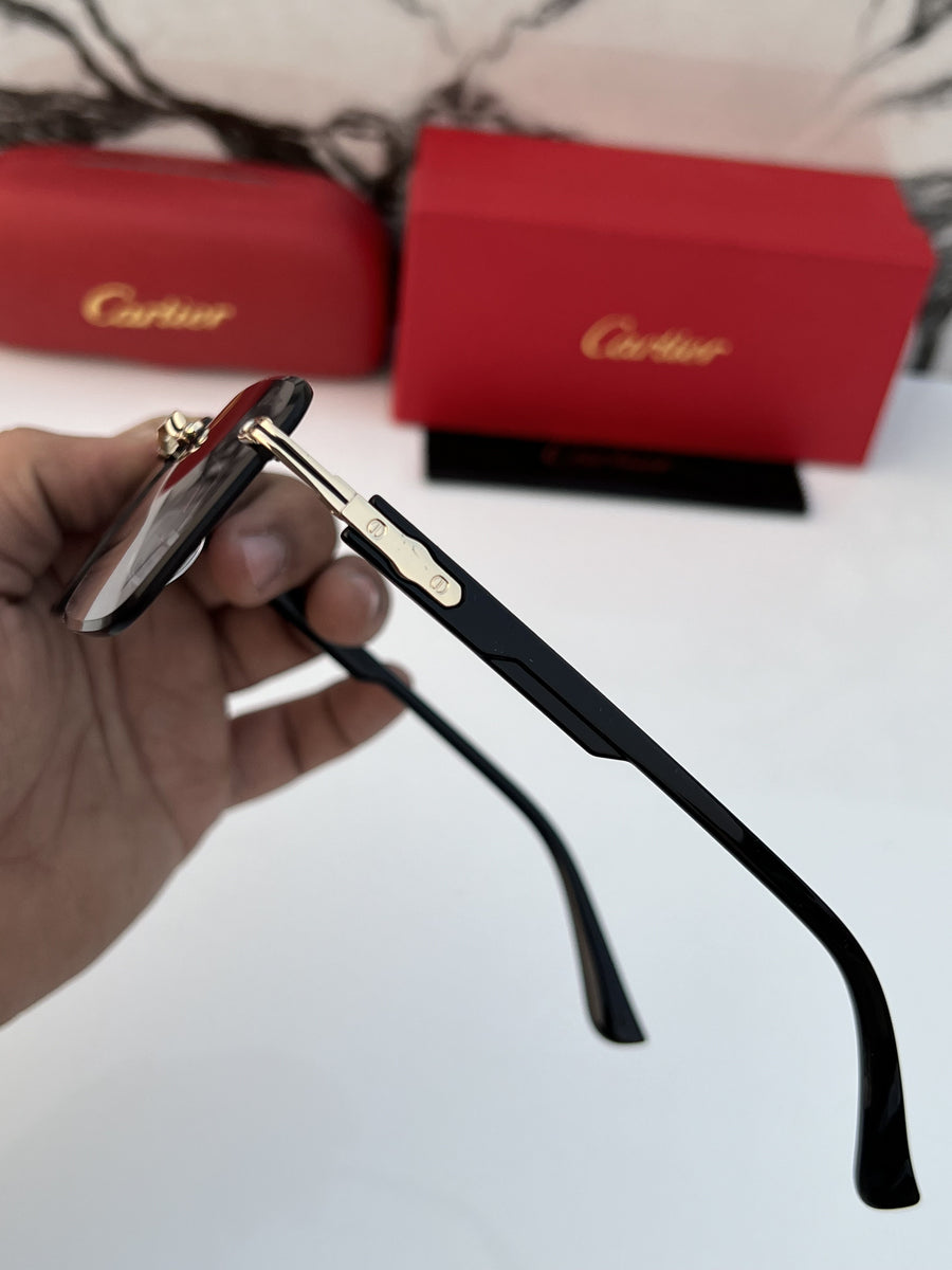 Cartier_4048_gold_black_shaded