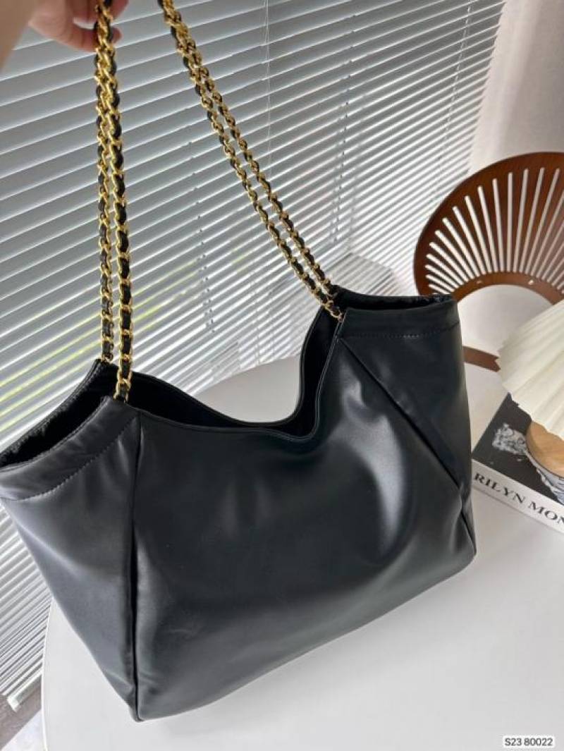 Prada_Soft_Leather_Premium_Tote_Bag_With_OG_Box_&_Dust_Bag_(Black-1144)