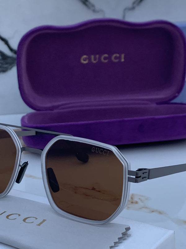 Gucci_007_white_brown