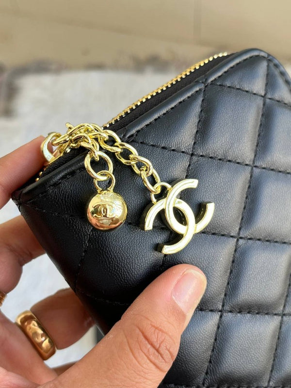 Chanel_73-93_Black_Zippy_Wallet_With_OriginalBox