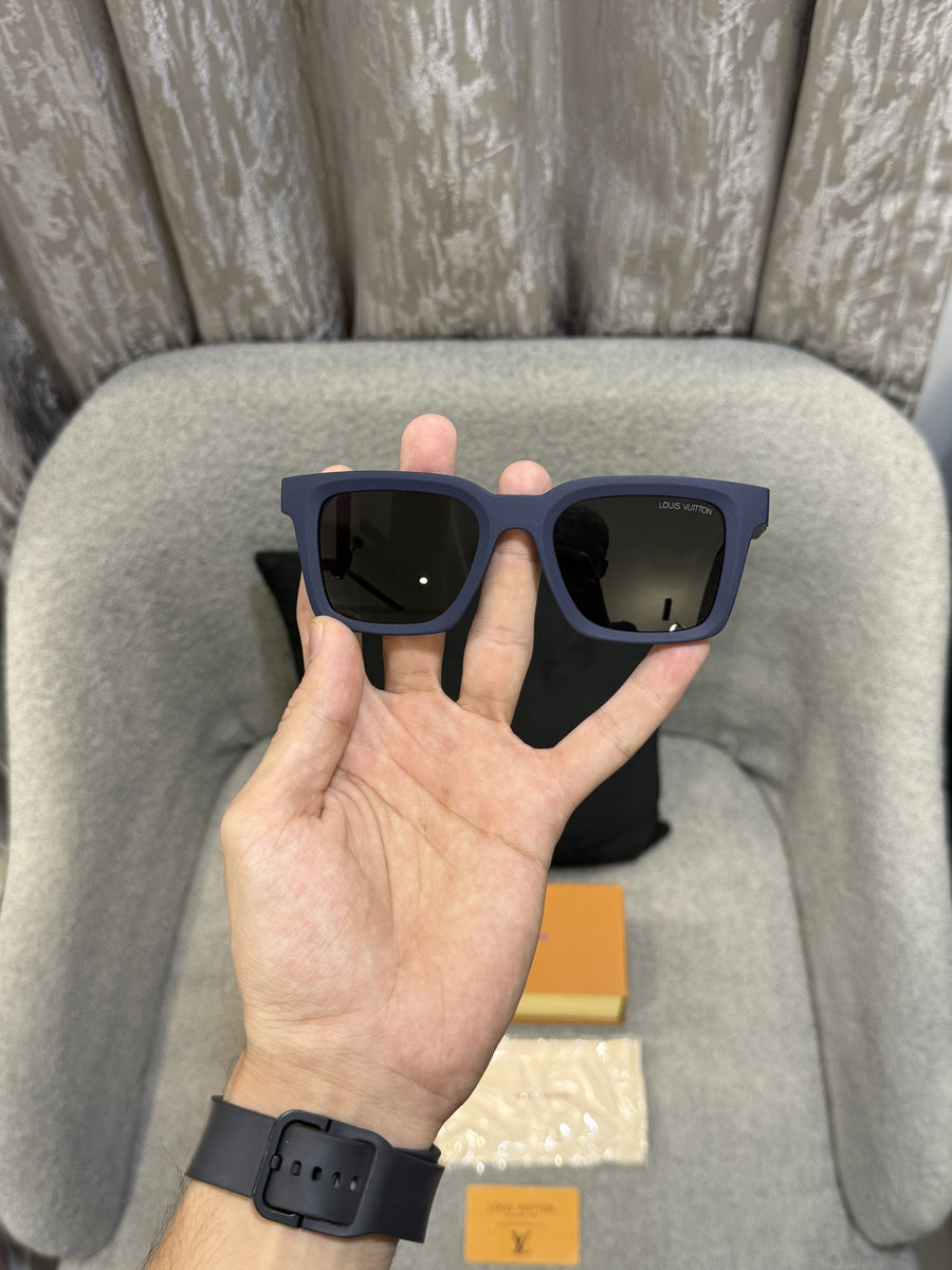 Louis Vuitton LV 21183 Sunglass