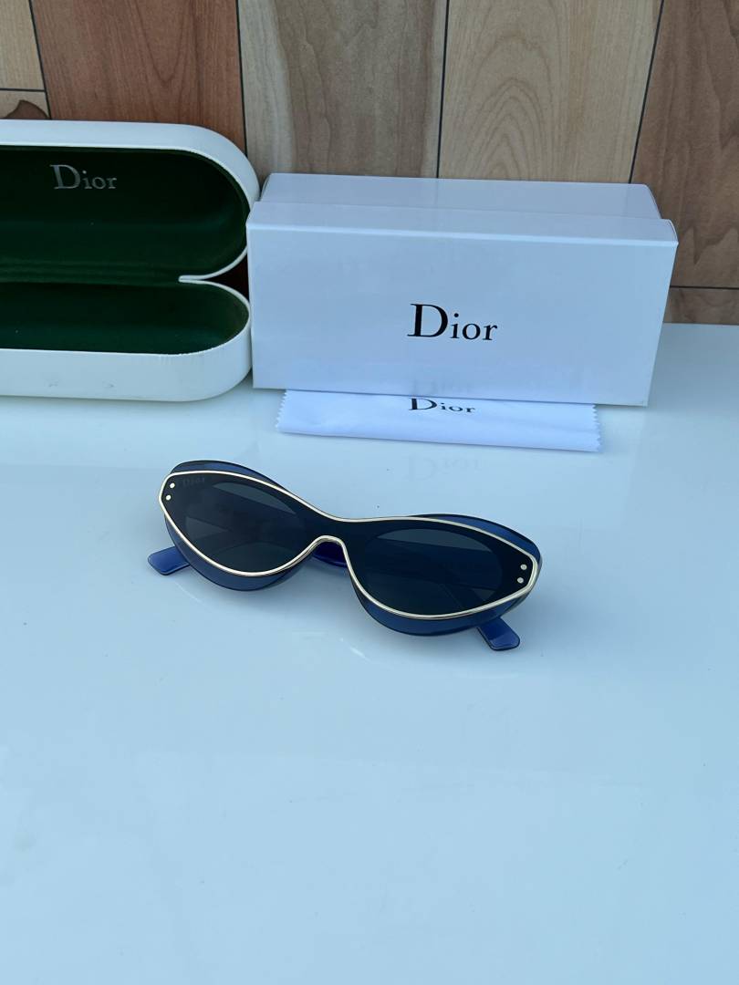 Dior_71558_blue