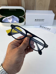 Moscot_1077_black_plano