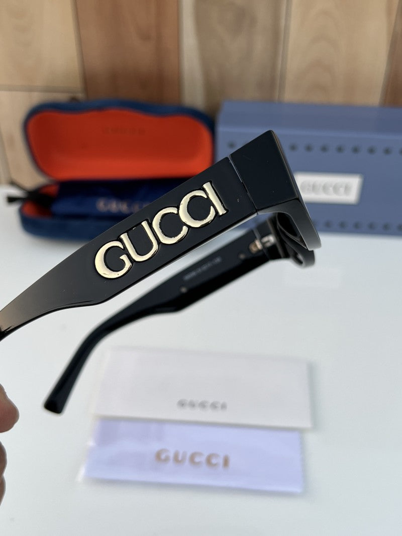 Gucci_58090_full_black