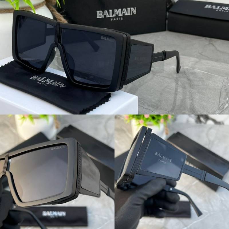 Balmain_grand_black