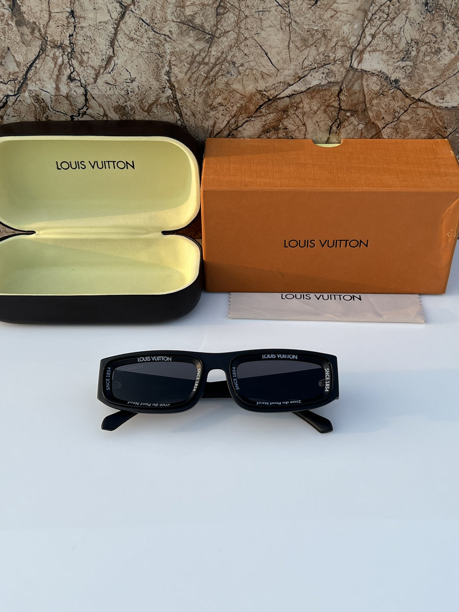 Louis Vuitton_6190_full_black