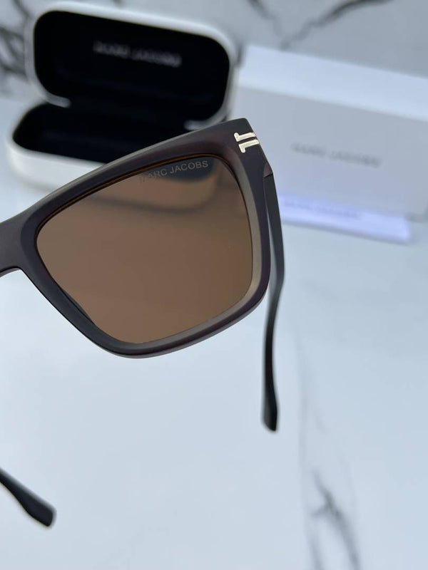Marc_jacobs_1002_brown