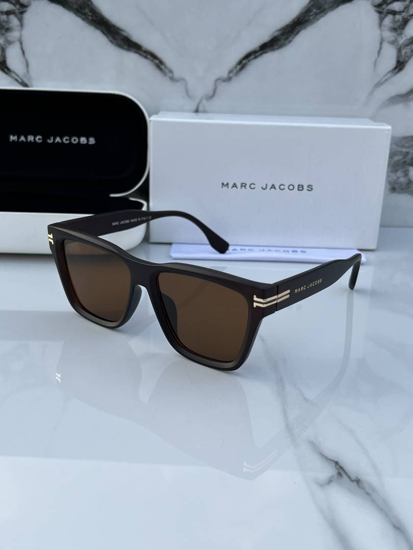 Marc_jacobs_1002_brown