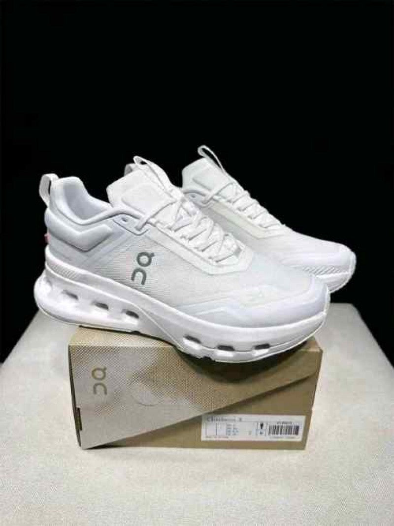 On Cloud nova X Tripple white 592