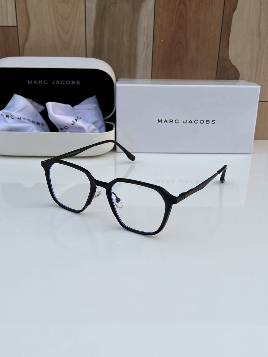 Marc_jacobs_502_black_plano