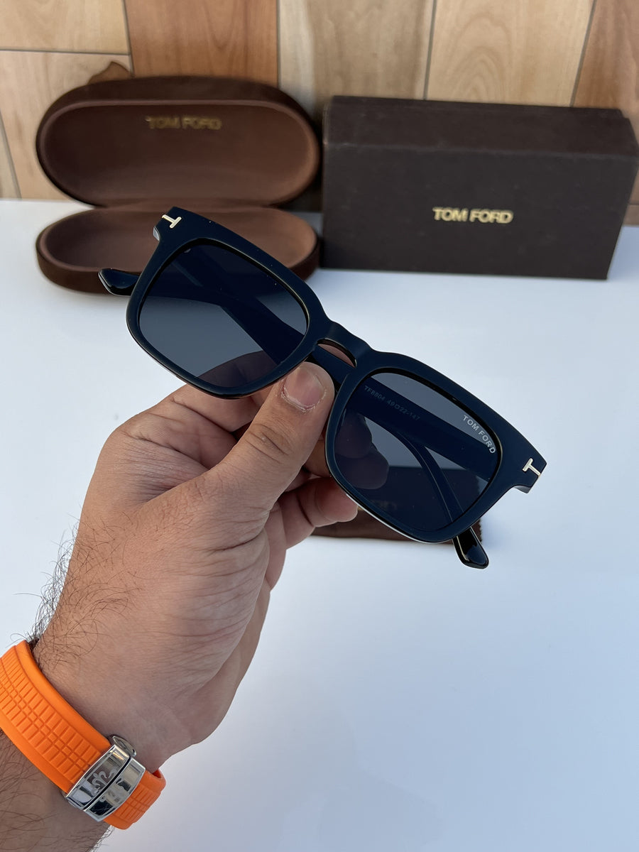 Tom forr_8804_black