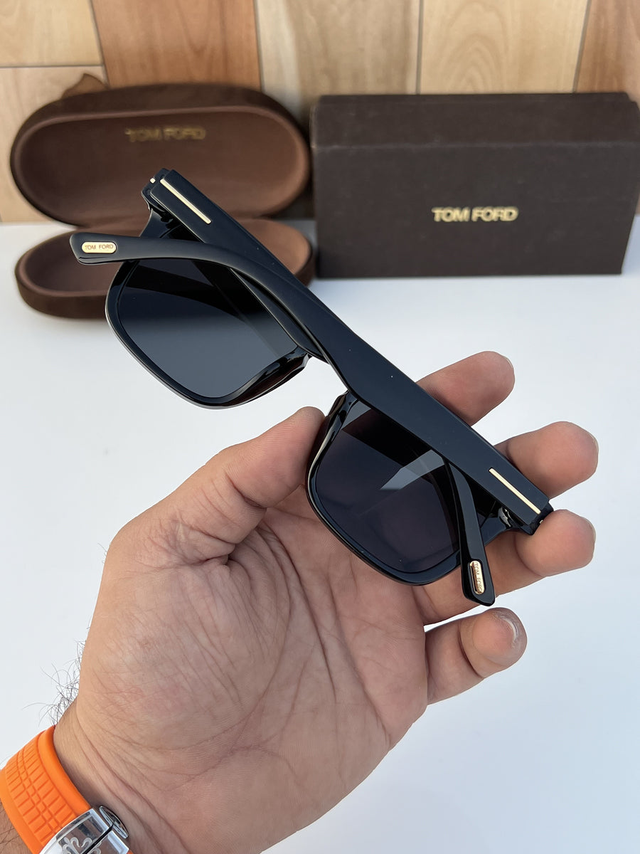 Tom forr_8804_black