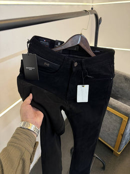 Givench y Jet black imported denim with brand buttons and pockets