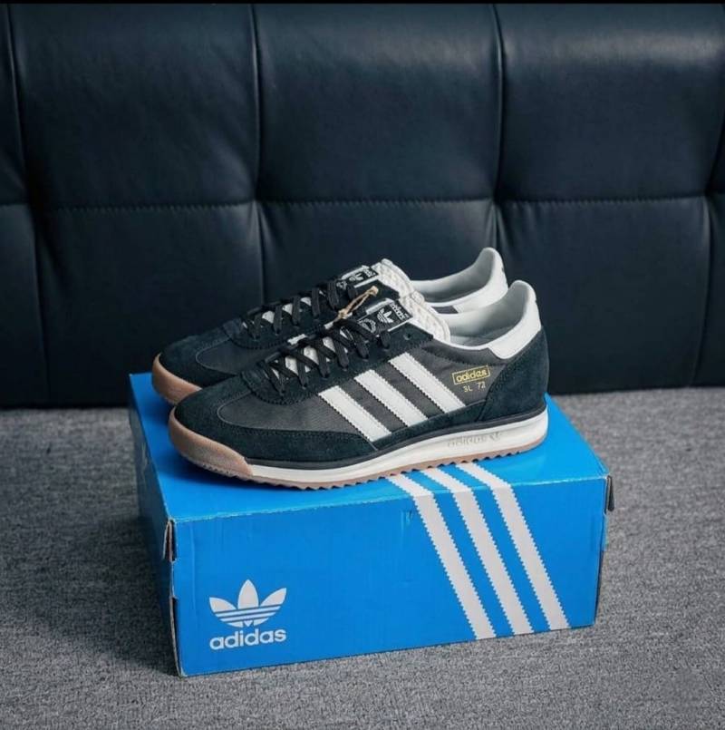 ADIDAA.S SL 72 BLACK WHITE