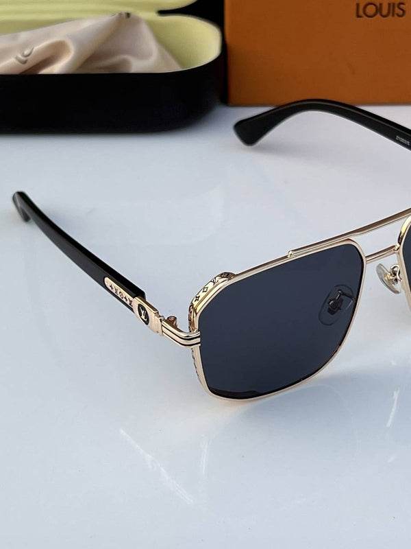 Louis Vuitton_1203_gold_black