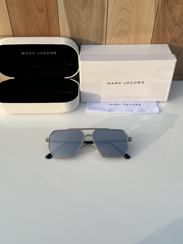 Marc_jacobs_510_silver_mercury