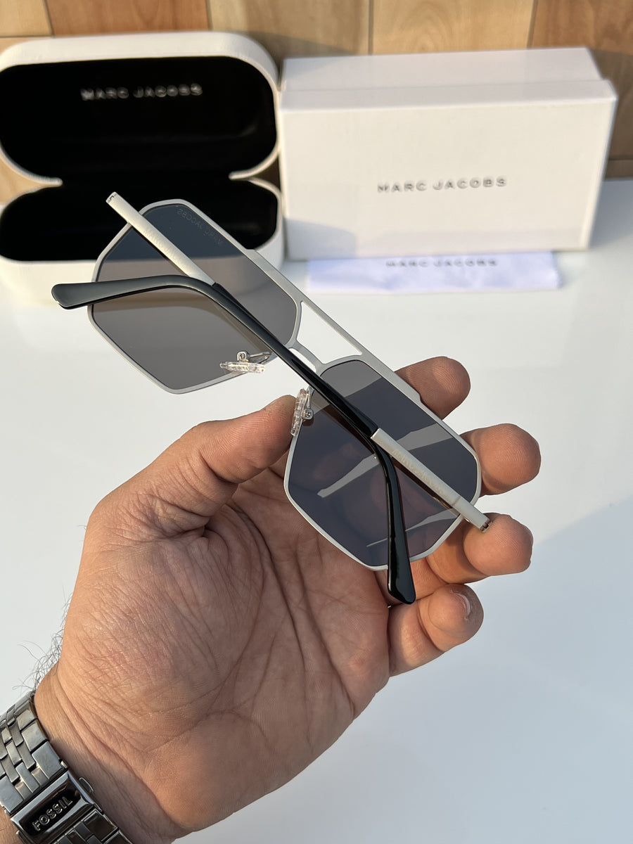 Marc_jacobs_510_silver_mercury