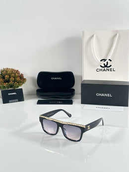 Chanel_WMNS_8318_Black_Pink_DC
