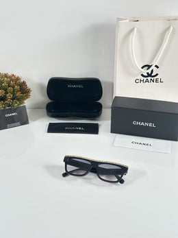 Chanel_WMNS_8318_Black_Pink_DC