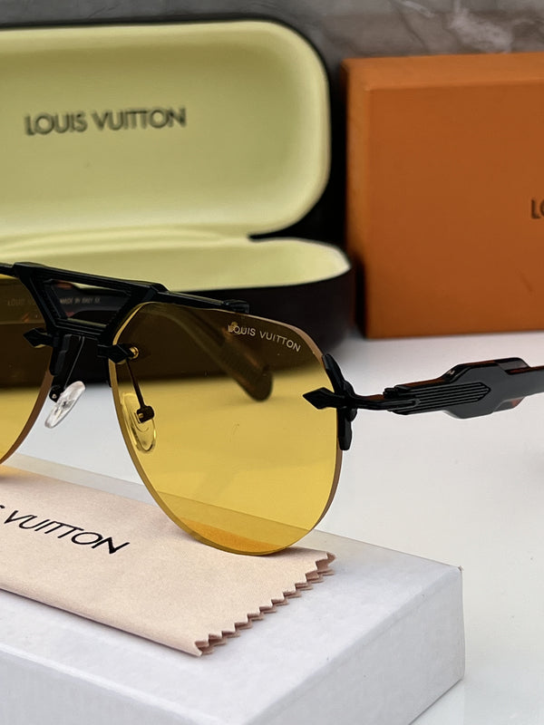 Louis Vuitton_98246_black_yellow