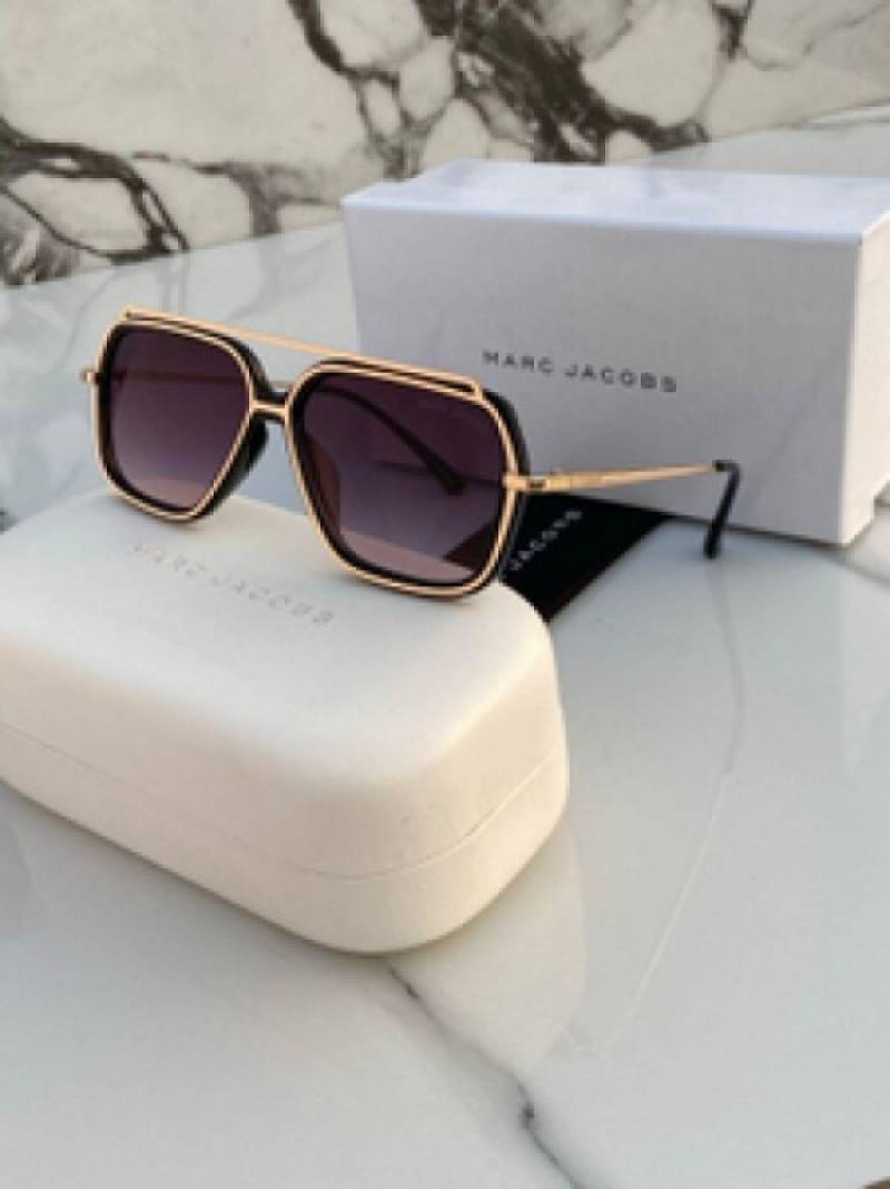 Marc jacobs classy black shaded