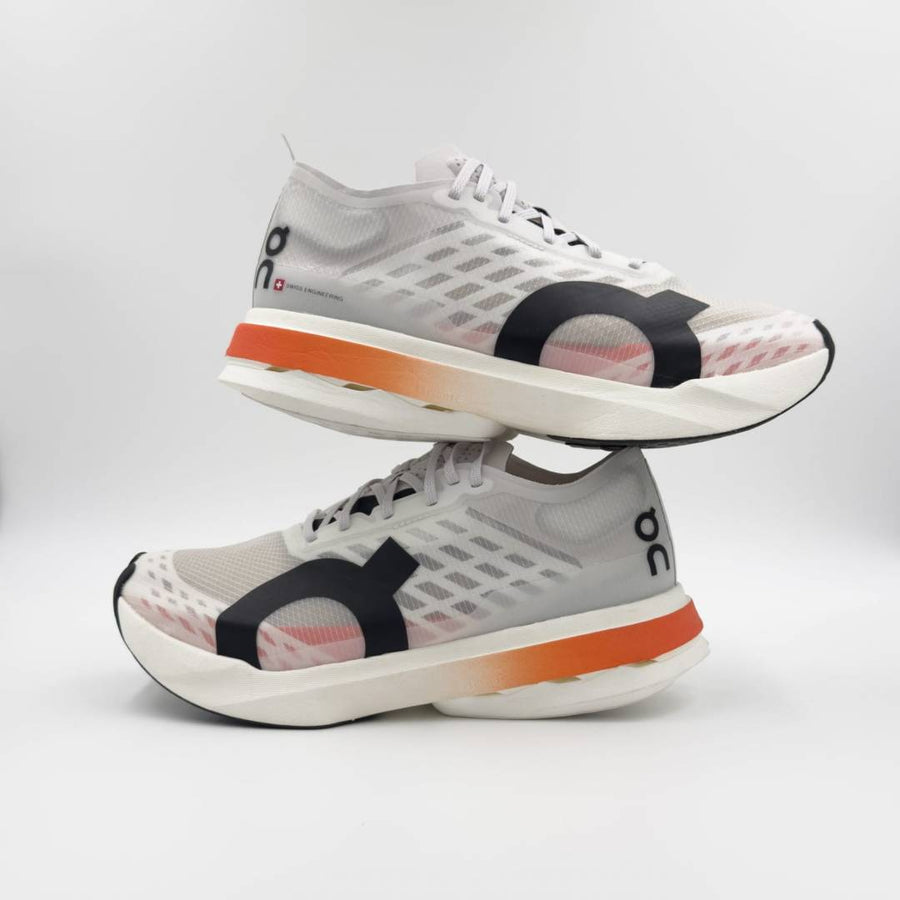 On Cloud Boom Strike WHITE FLAME