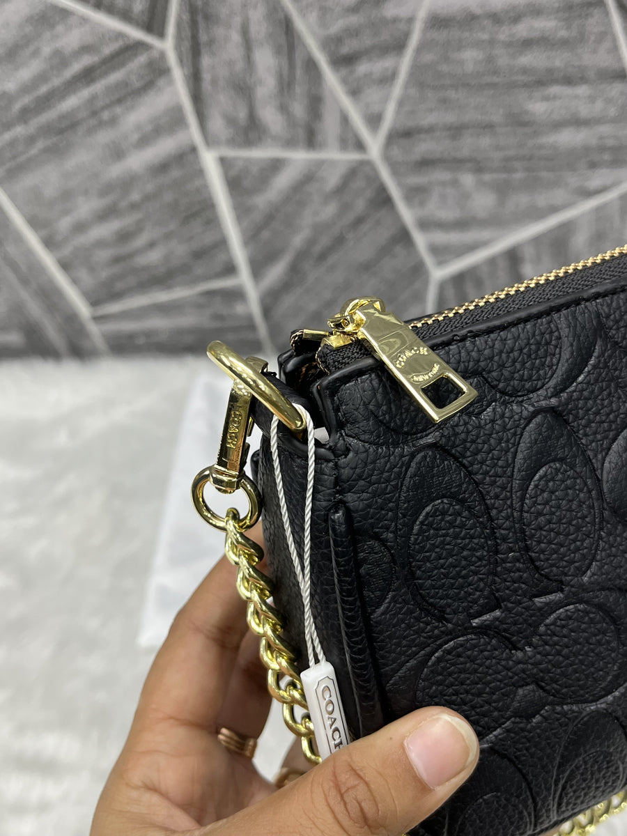 Coach_Large_Black_Wristlet_With_DustCover