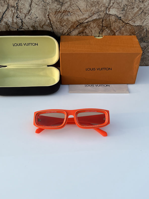 Louis Vuitton_6190_orange