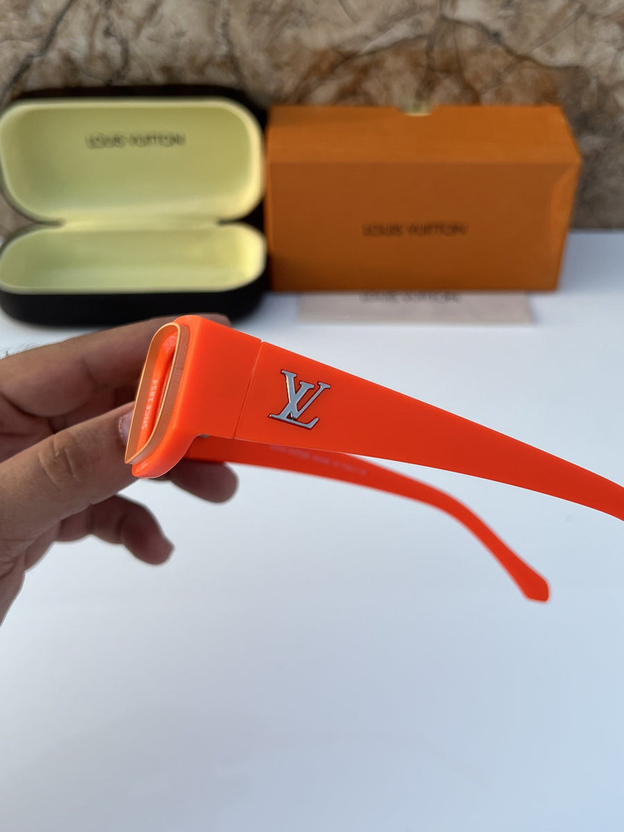 Louis Vuitton_6190_orange