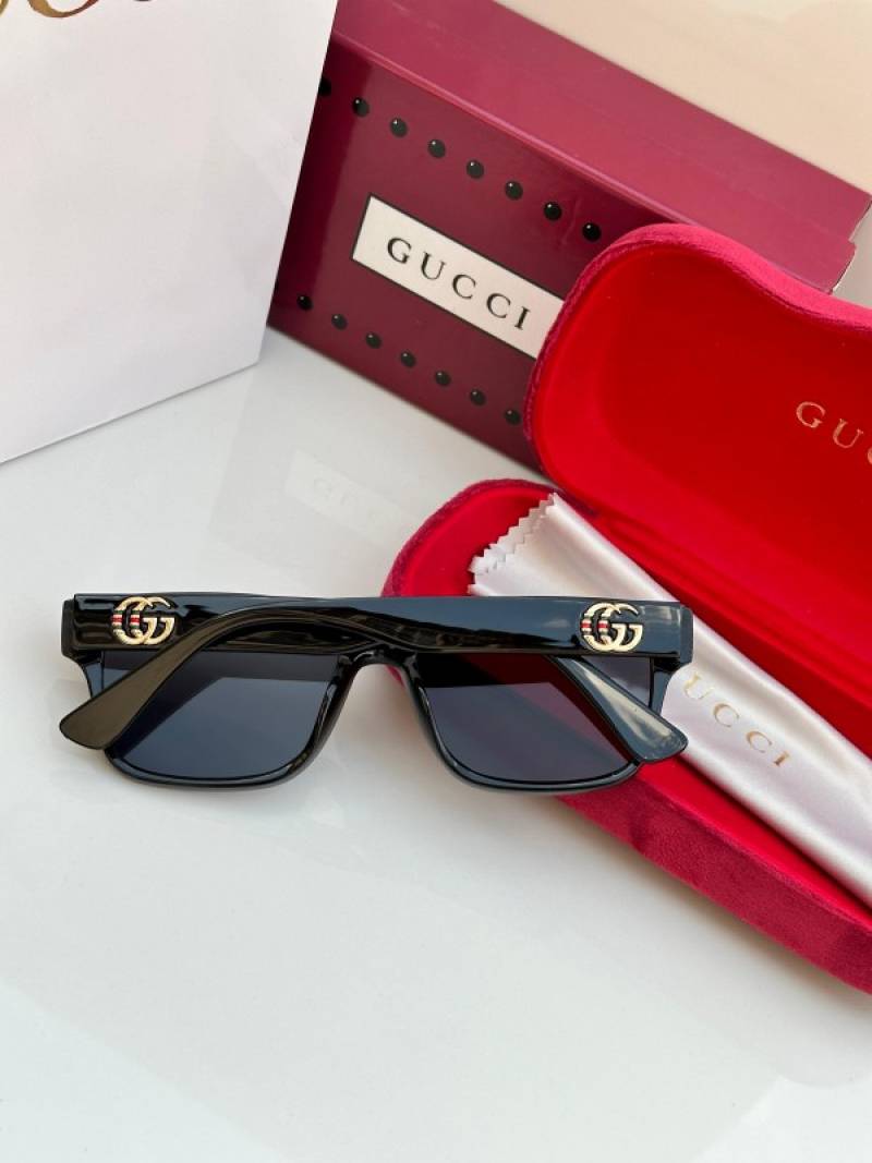 Gucci_10_black