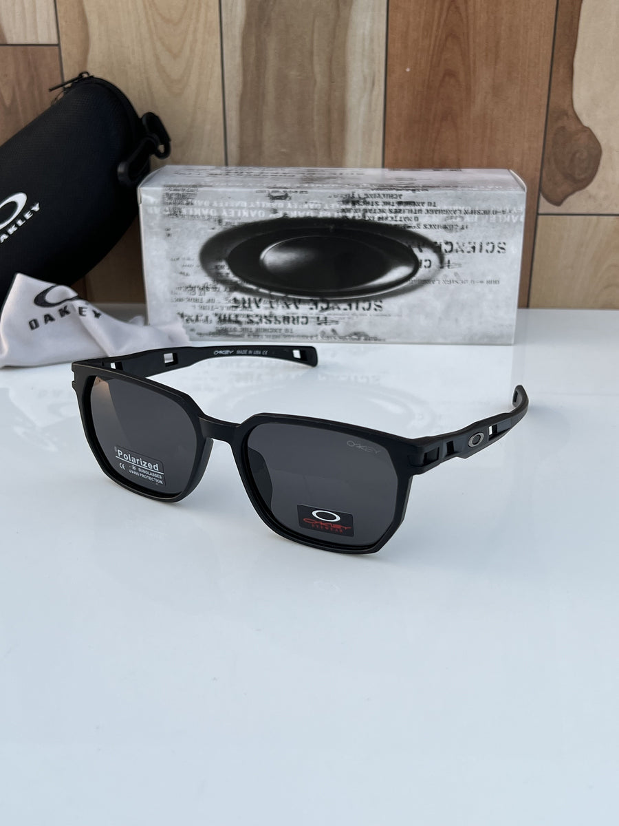 Oakley_3385_black