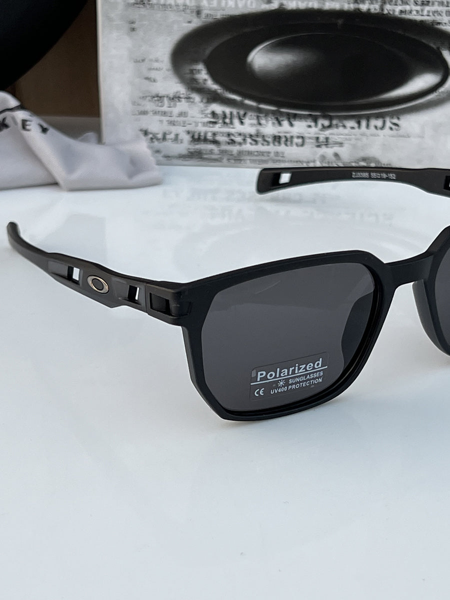 Oakley_3385_black
