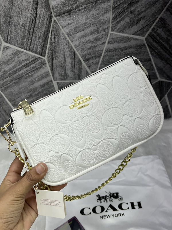 Coach_Large_White_Wristlet_With_DustCover