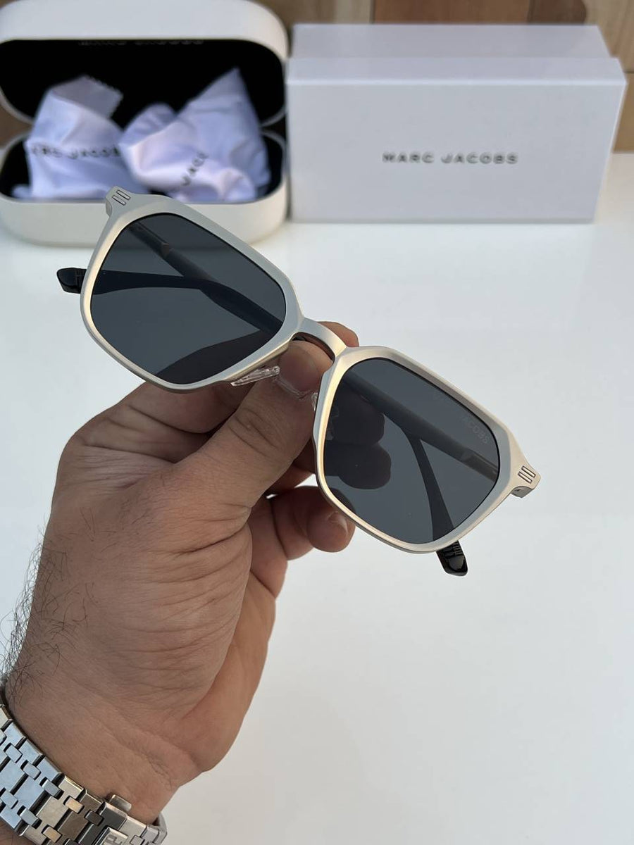 Marc_jacobs_502_silver_black
