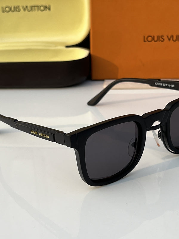 Louis Vuitton_1008_full_black