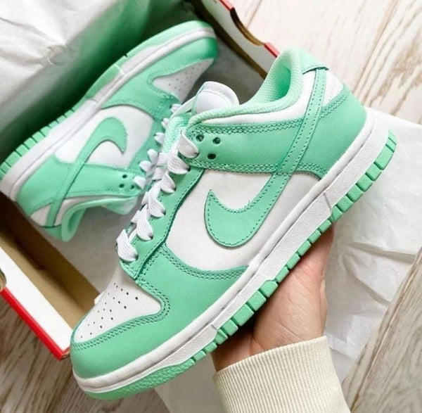 Nike Sb Dunk Low Green Glow