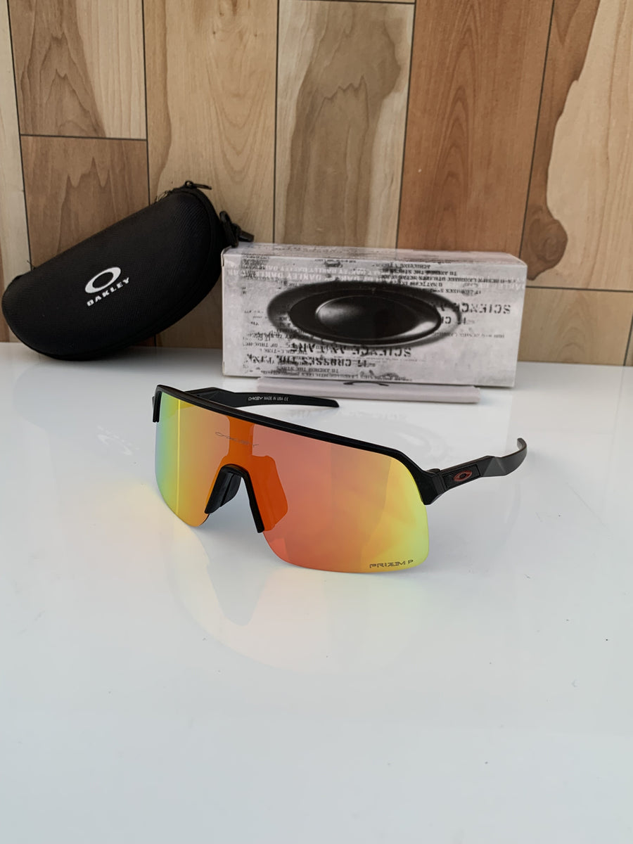 Oakley_9463_black_red